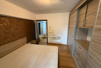 Apartament cu 3 camere semidecomandat în Banca Națională