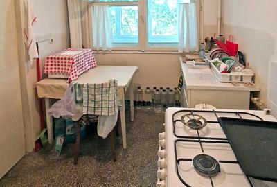Vanzare 3 camere Zboina Neagra-Giulesti, 4/10, reabilitat, necesita renovare - 7