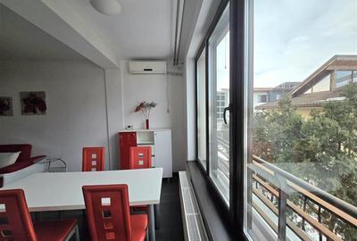 Apartament cu 3 camere decomandat în Bucureștii Noi