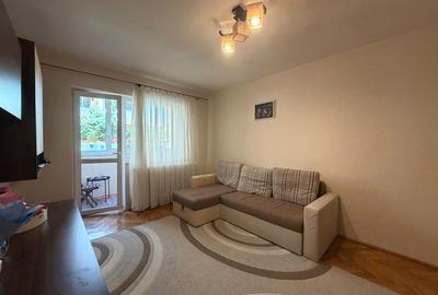 De inchiriat - Apartament 3 camere, 70 mp, etaj 1/4 - CETATE - 1
