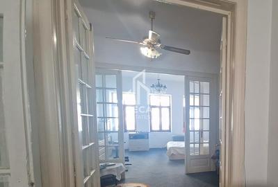 Apartament cu 4 camere decomandat, mobilat în P-ța Universității