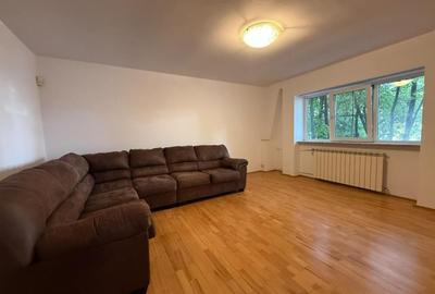 Apartament cu 3 camere în 13 Septembrie