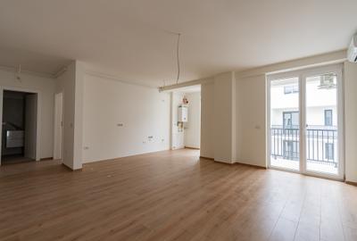 Apartament cu 3 camere decomandat în Aradului