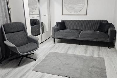 Apartament cu 2 camere decomandat, mobilat în Tei