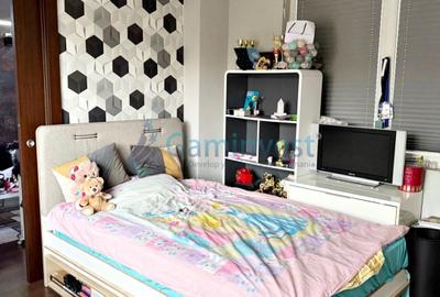 Apartament 4 camere de vânzare, Oradea, Splaiul Crișanei, 77mp utili - 8
