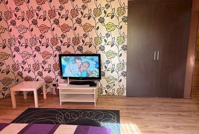 De inchiriat apartament cu o camera, Faleza, etaj 7/7, 350 euro - 1