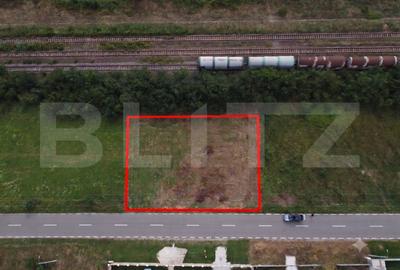 Teren Construcții intravilan de 1000 mp, în Nucet