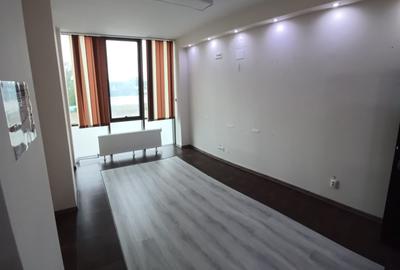 Spatiu comercial pretabil birouri-cabinete - 5
