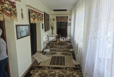 Casă frumoasă - zonă liniștită - 1