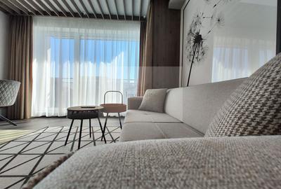 Apartament cu 2 camere semidecomandat, mobilat în Semicentral