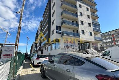 Apartament cu 2 camere decomandat, mobilat în Central