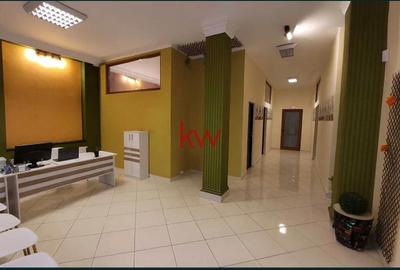 Spatiu comercial sau de birouri la parter de vila, la strada, compartimentabil! - 3