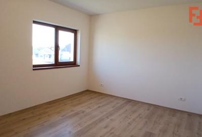 Duplex cu 5 camere si teren de 300 mp in Dumbravita la cheie - 5