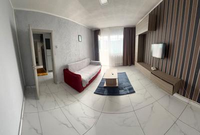 Apartament cu 3 camere decomandat, mobilat în Republicii