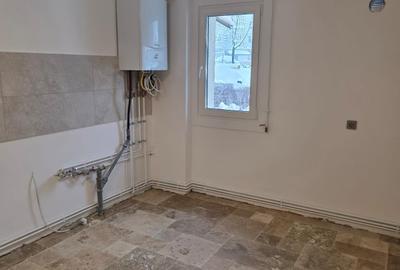 Apartament  2 Camere,  Parter Inalt, recent renovat, zona Calea Bucuresti - 5