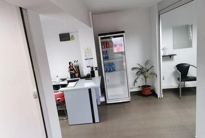 Birou, de 45.00 mp, în Unirii