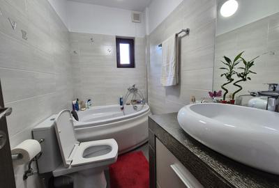 Apartament cu 3 camere | KM 4 | Loc de parcare inclus - 10