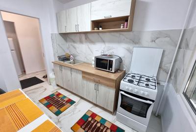 Apartament cu 2 camere semidecomandat în 1 Decembrie 1918