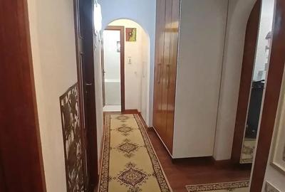 Vanzare Apartament 4 Camere Decomandat Aparatorii Patriei-Al.Tomesti - 1