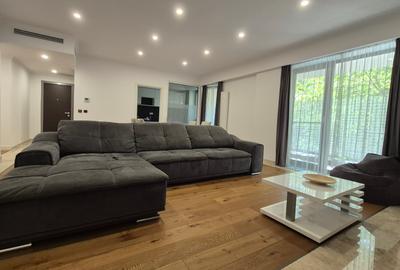 Apartament cu 3 camere decomandat în Kiseleff
