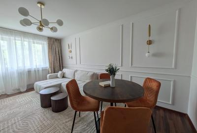 Apartament cu 3 camere semidecomandat, mobilat în Unirii Sud