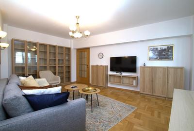 Apartament cu 2 camere decomandat în 1 Mai
