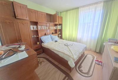 Apartament 2 camere decomandat, zona Cornisa - 8
