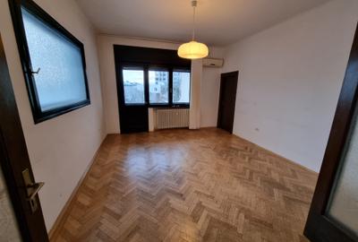 Piața Romana vav McDonald's - apartament nemobilat - 124mp - 4