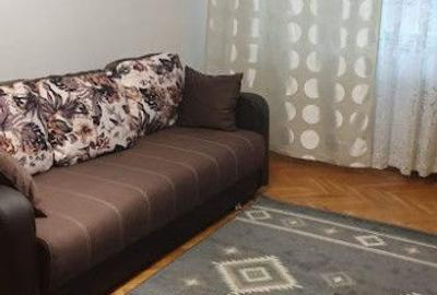 Apartament cu 3 camere decomandat, mobilat în Tineretului