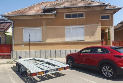 Casa luminoasa,situata in zona linistita si cu gradina - 1