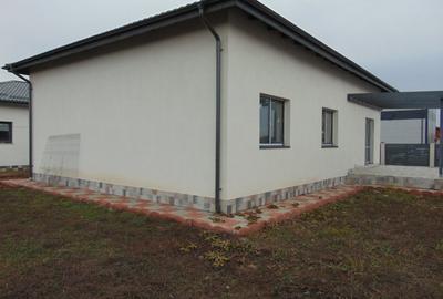 DE LA DEZVOLTATOR FARA COMISION casa cu 4 camere 2 bai placa beton LA CHEIE - 8