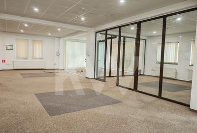 Spațiu de birouri luminos și modular – perfect pentru echipa ta! - 6