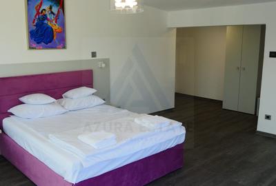 Pensiune 600 mp an 2023 si casa 130 mp teren 4600 mp zona V. Avrigului - 2