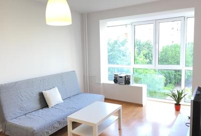 Apartament cu 3 camere decomandat în Tineretului