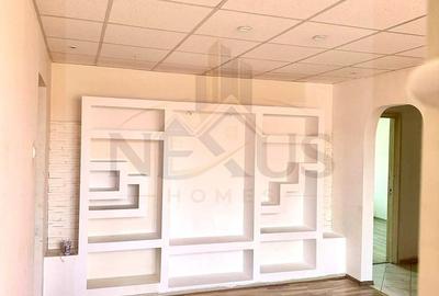 Apartament cu 3 camere semidecomandat în Giurgiului