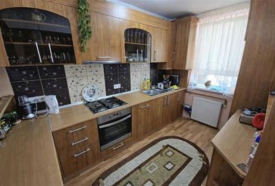 Apartament cu 2 camere decomandat în Terezian