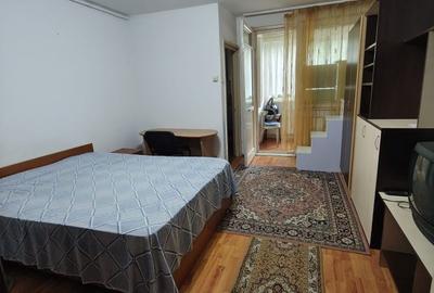 Garsonieră semidecomandată în Calea București