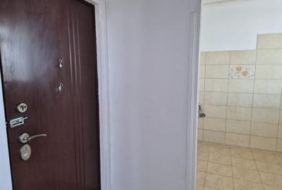METROU 1 MAI apartament 2 camere FARA RISC SEISMIC - se accepta credit - 2
