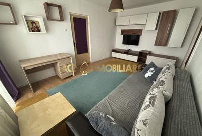 Apartament cu 2 camere semidecomandat, mobilat în Berceni
