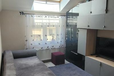 Apartament cu o camera, 34 mp, balcon, zona Florilor - 6
