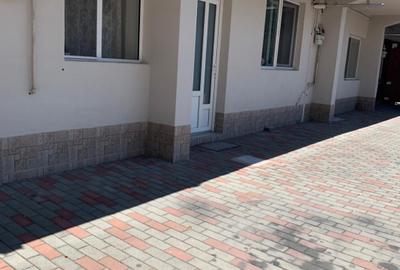 Apartament cu 2 camere semidecomandat în Între Lacuri