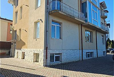 Clădire de birouri 550 mp utili | teren 497 mp | 7 parcări | Bună Ziua - 9
