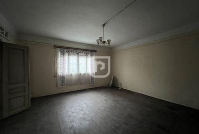De vanzare casa cu anexe - 2507 mp Manastirea Humorului - 10