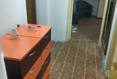 Apartament 2 camere decomandat, etaj intermediar - 3