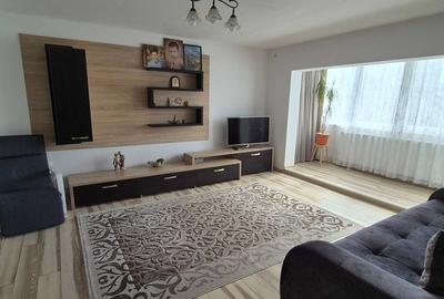 Apartament 3 camere decomandat,2 gr.sanitare,2 balcoane,145000 Euro - 1