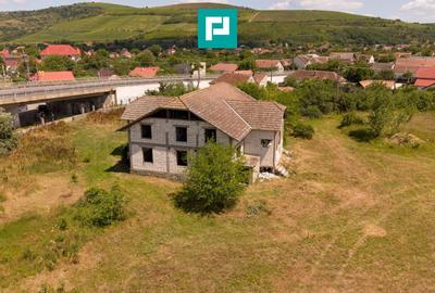 Casă impunătoare în Păuliș - 6