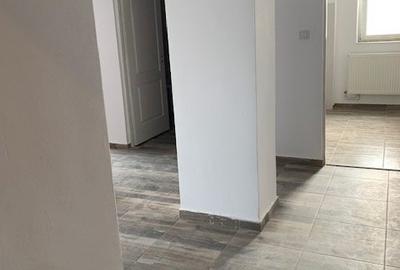 Apartament 2 camere Miroslava, 100 ml de statia de autobuz, str C-tin Langa 40 - 21
