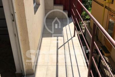 Casa cu spatiu comercial si locuinta 100 mp, strada Motilor - 11