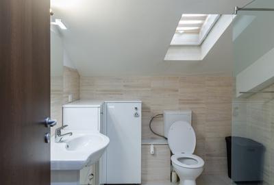 Casa 4 cam, 3 bai Ghencea Str Dantelei, 10 min Metrou Raul Doamnei - 17