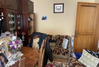 Apartament 2 camere , zona ultracentrala - Piata Moldovei , et 2 , decomandat , - 3